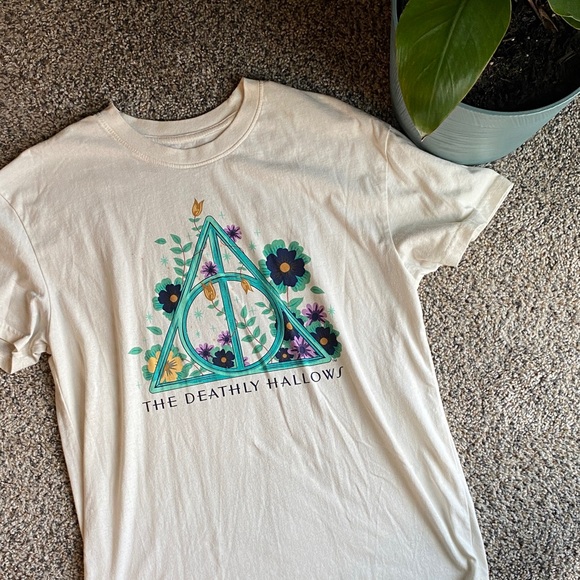 Wizarding World Of Harry Potter Tops - The Deathly Hallows Floral Graphic Tee - Cream